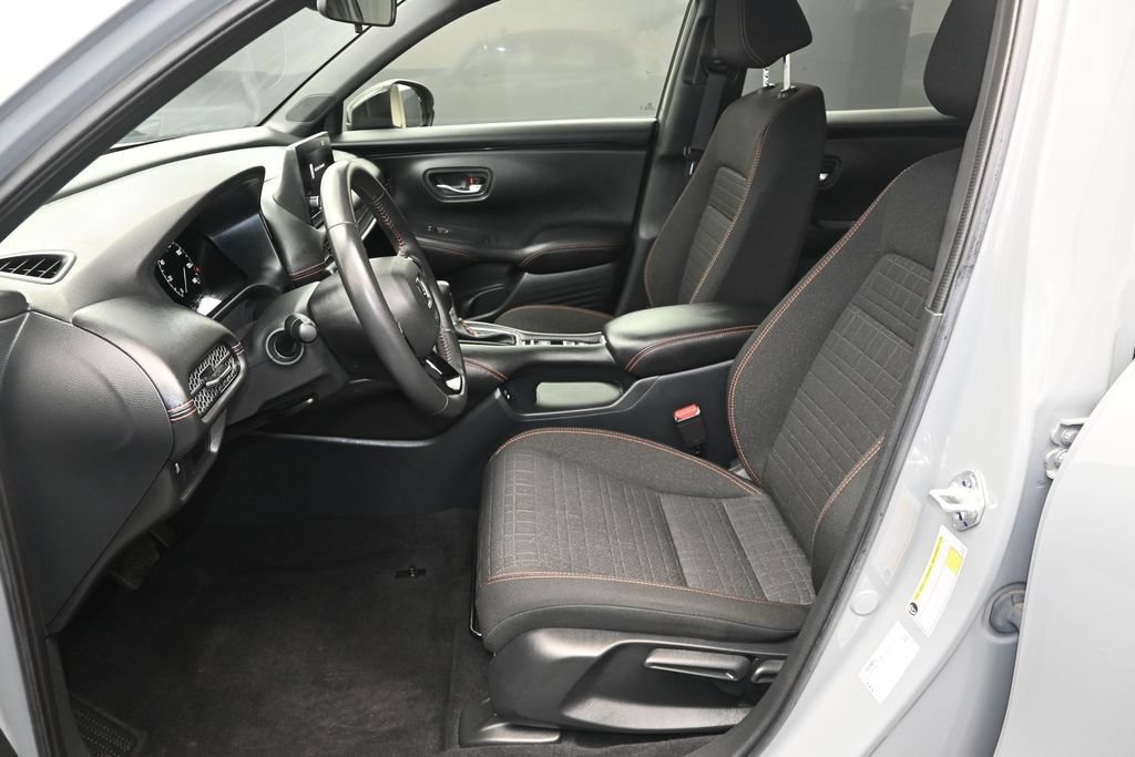 Certified 2025 Honda HR-V Sport image 13