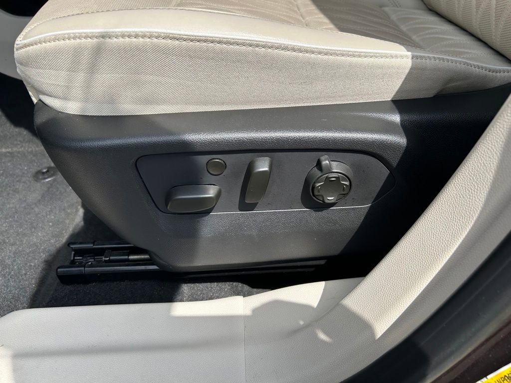 Used 2021 Buick Envision Avenir image 21