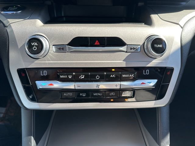 Used 2021 Ford Explorer XLT w/ Equipment Group 202A image 17