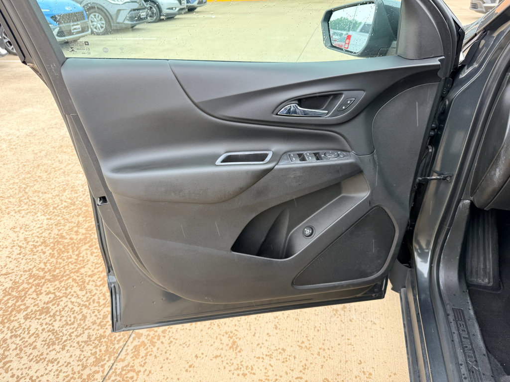 Used 2021 Chevrolet Equinox LT FWD image 9