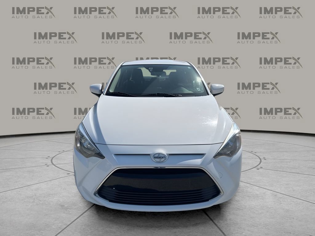 Used 2016 Scion iA FWD image 8