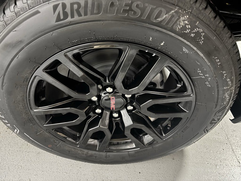 New 2026 GMC Sierra 1500 Elevation image 8