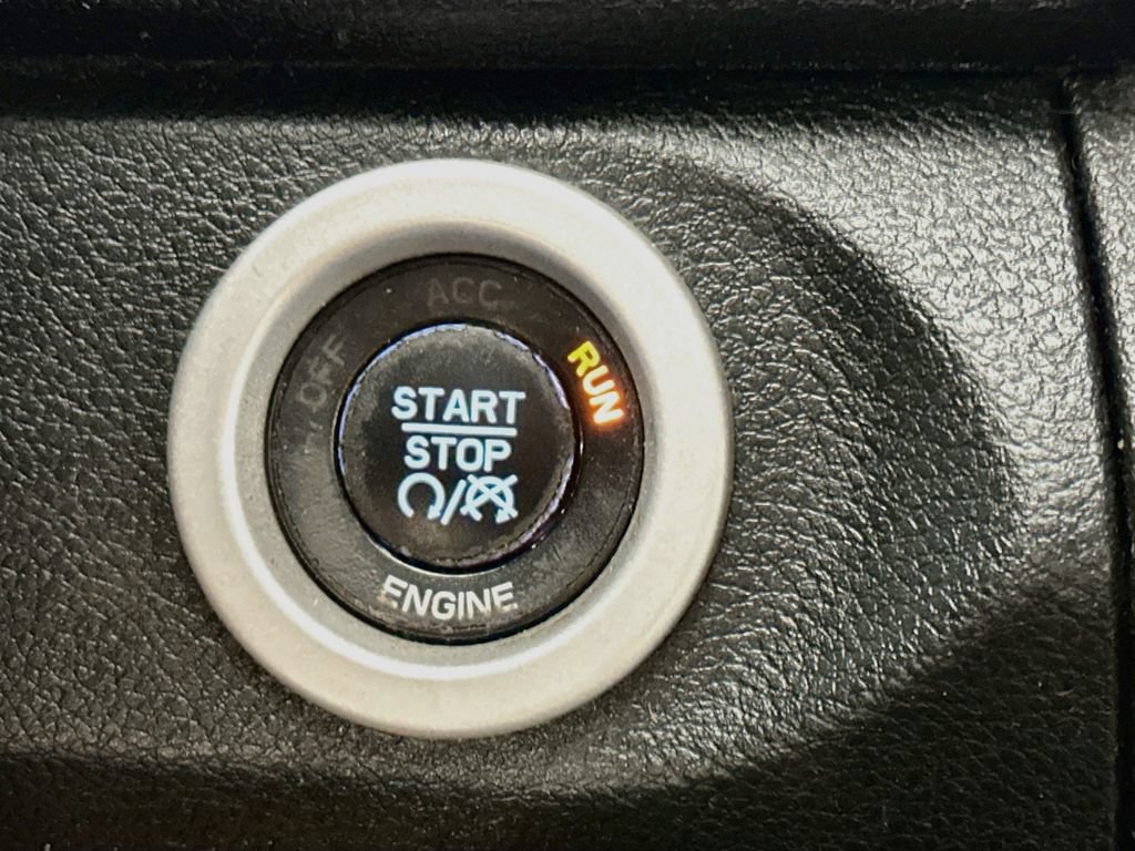 Used 2015 RAM 2500 Laramie w/ Convenience Group AWD/4WD image 27