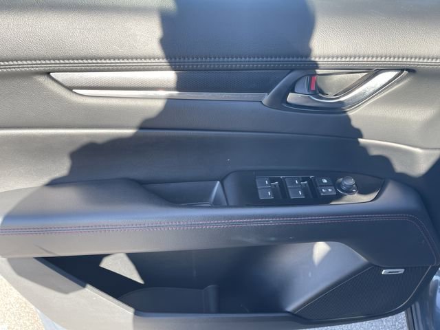 Used 2025 MAZDA CX-5 Carbon Edition image 12