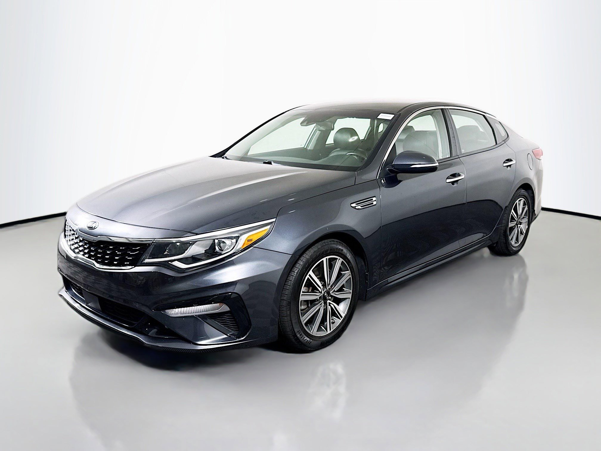 Used 2019 Kia Optima EX image 4