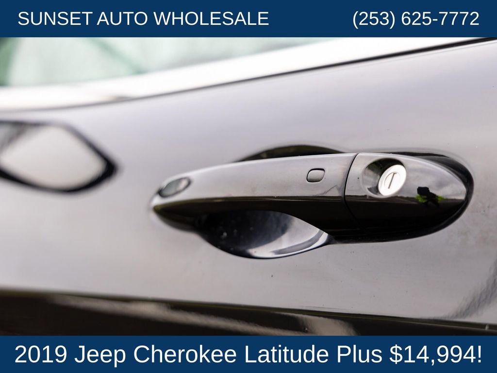 Used 2019 Jeep Cherokee Latitude Plus image 36