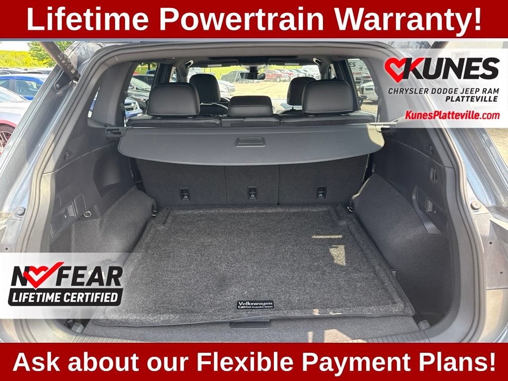 Used 2024 Volkswagen Tiguan SEL R-Line w/ MDO Package, Two-Row AWD/4WD image 29