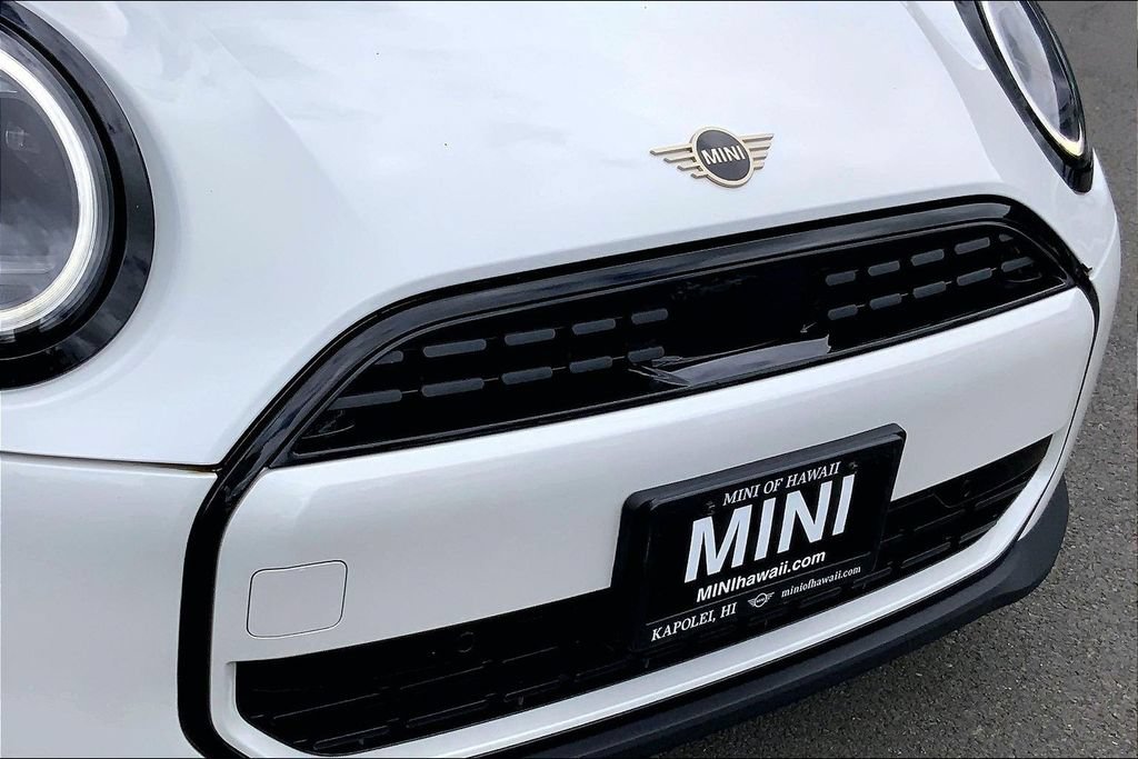 Used 2026 MINI Cooper 2-Door Hardtop FWD image 30