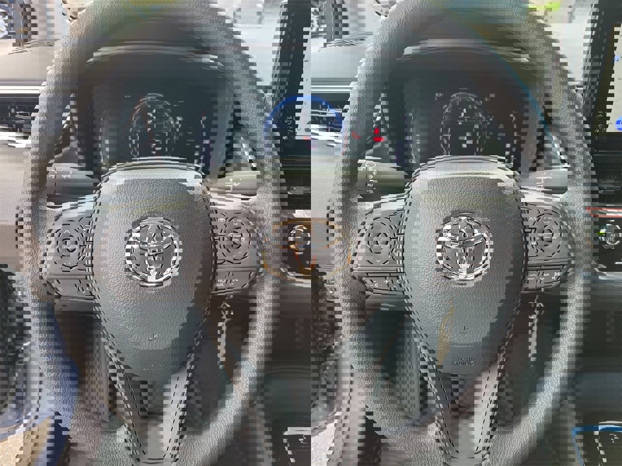 Used 2026 Toyota Corolla LE image 18