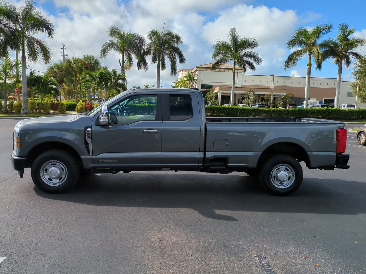 Certified 2024 Ford F350 XL RWD image 7