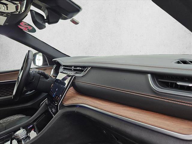 Used 2021 Jeep Grand Cherokee L Summit w/ Luxury Tech Group V image 23