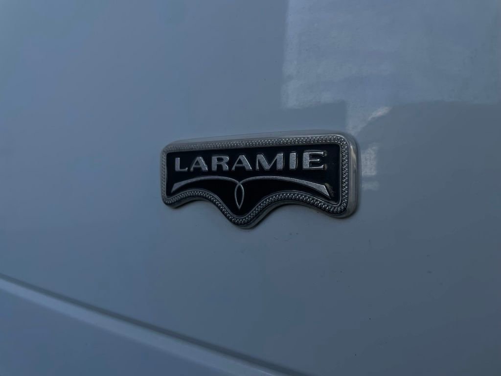 Used 2007 Dodge Ram 3500 Truck Laramie image 9