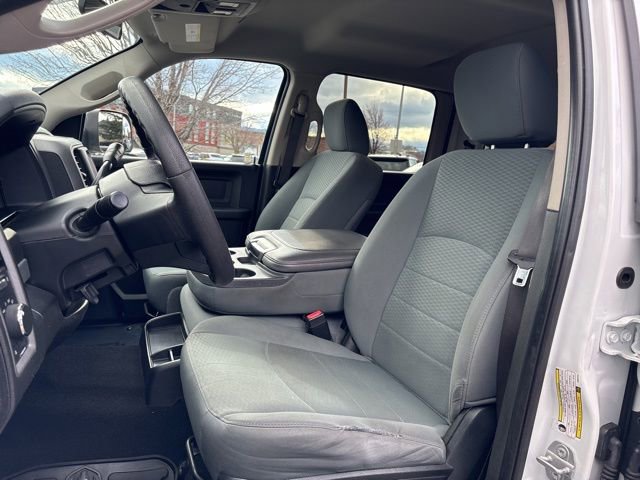 Used 2018 RAM 2500 Tradesman w/ Chrome Appearance Group image 22