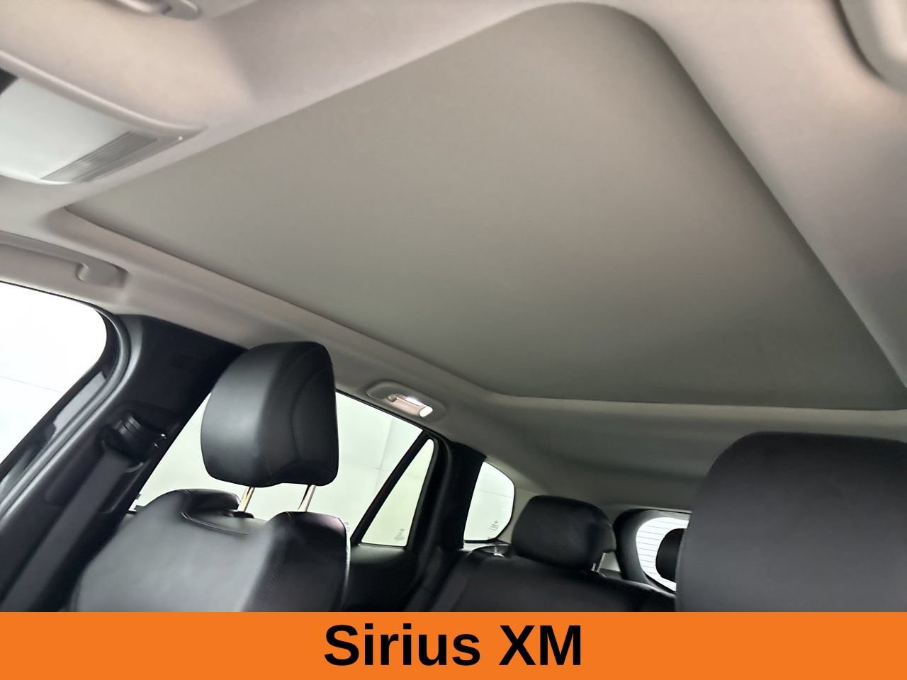 Used 2025 MAZDA CX-50 AWD 2.5 S w/ Premium Plus Pkg image 11