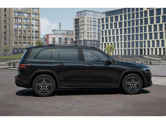 Used 2024 Mercedes-Benz EQB 250+ image 33