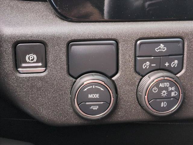 Used 2024 Chevrolet Silverado 1500 RST w/ Convenience Package II RWD image 17