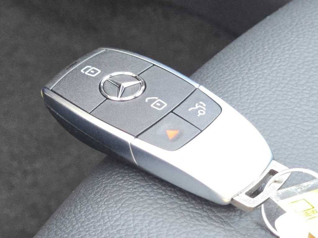 New 2026 Mercedes-Benz GLA 250 4MATIC image 38