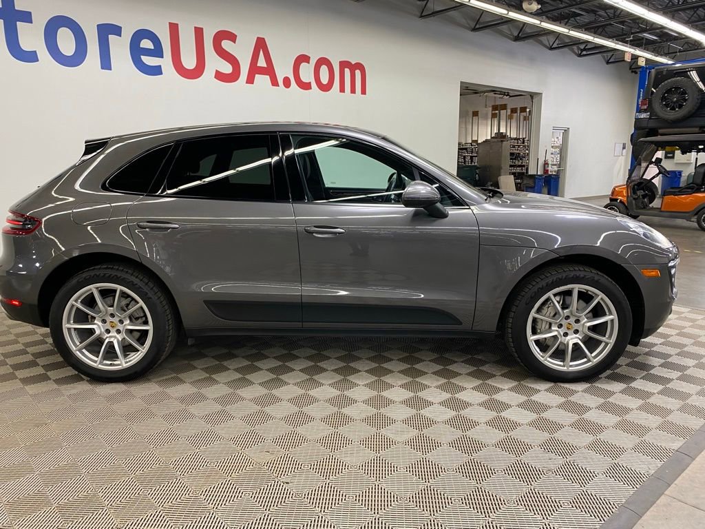 Used 2016 Porsche Macan S image 9