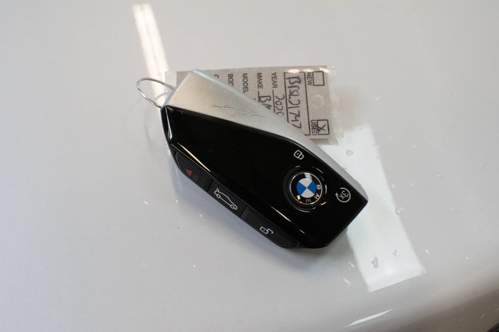 Certified 2026 BMW 740i xDrive AWD/4WD image 27