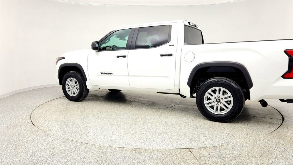 Used 2025 Toyota Tundra SR5 AWD/4WD image 7