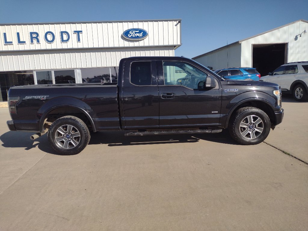 Used 2015 Ford F150 XLT w/ Equipment Group 302A Luxury image 1
