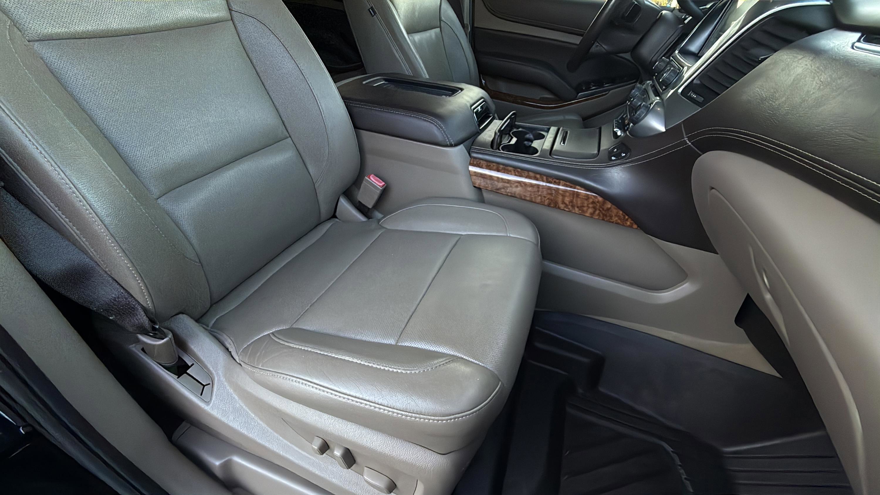 Used 2017 Chevrolet Tahoe Premier image 17