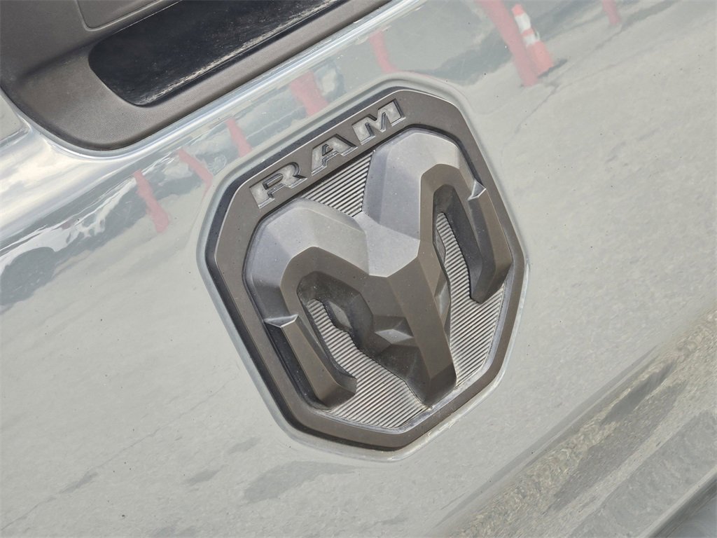 Used 2021 RAM 1500 Big Horn w/ Built-to-serve Edition image 10