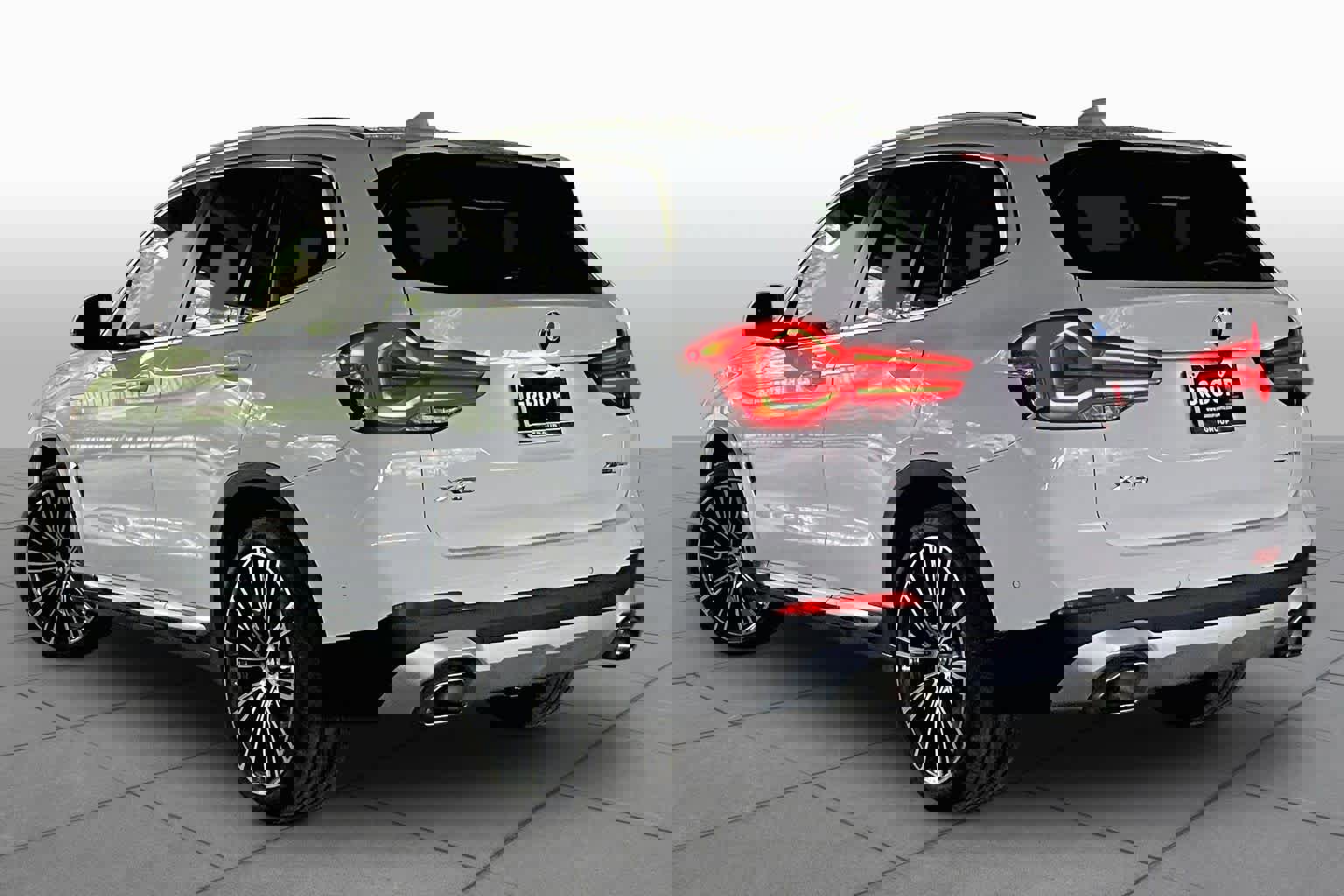 Used 2023 BMW X3 xDrive30i w/ Premium Package w/ZPA image 11