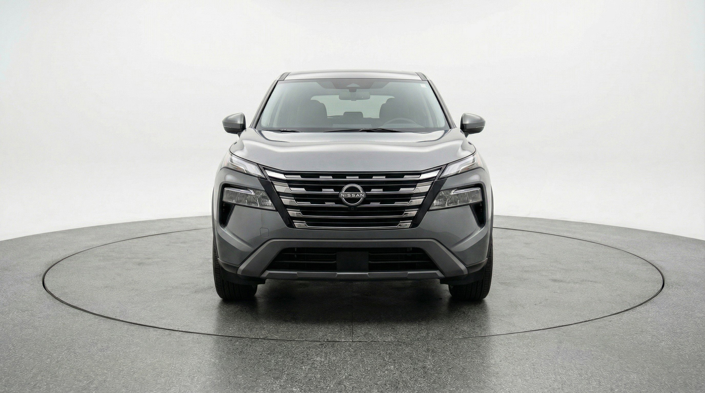 Used 2025 Nissan Rogue SV AWD/4WD image 2