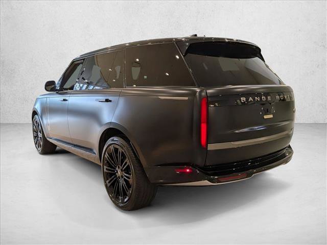 Used 2023 Land Rover Range Rover Long Wheelbase SE AWD/4WD image 8