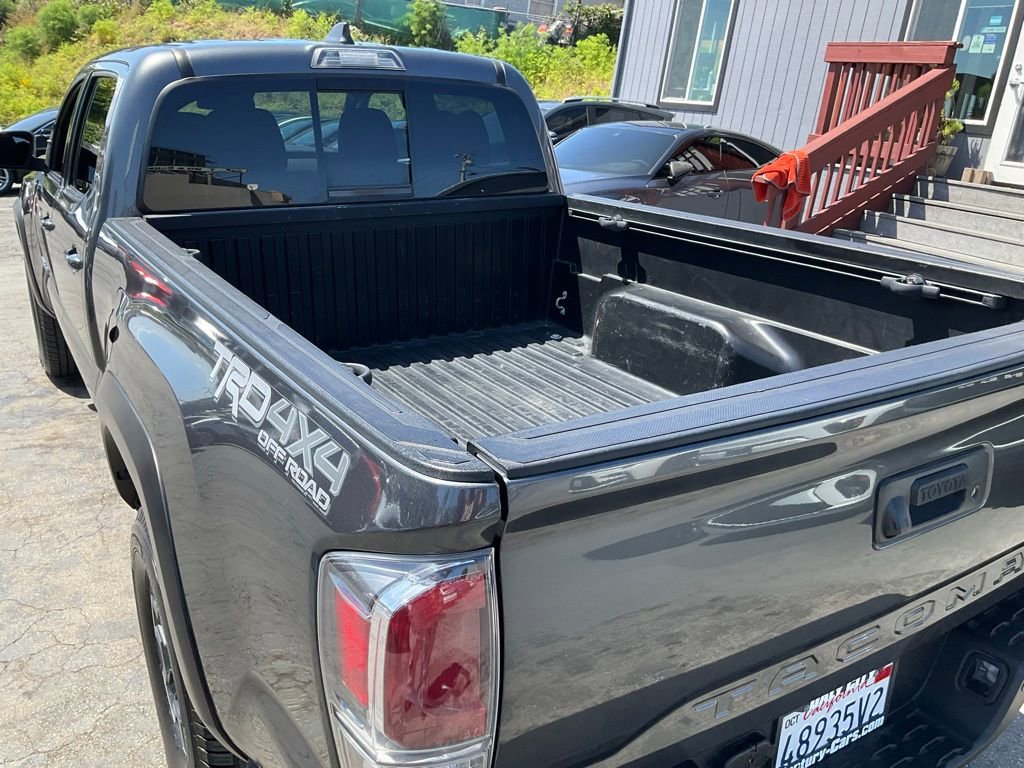 Used 2020 Toyota Tacoma TRD Off-Road w/ Technology Package AWD/4WD image 88