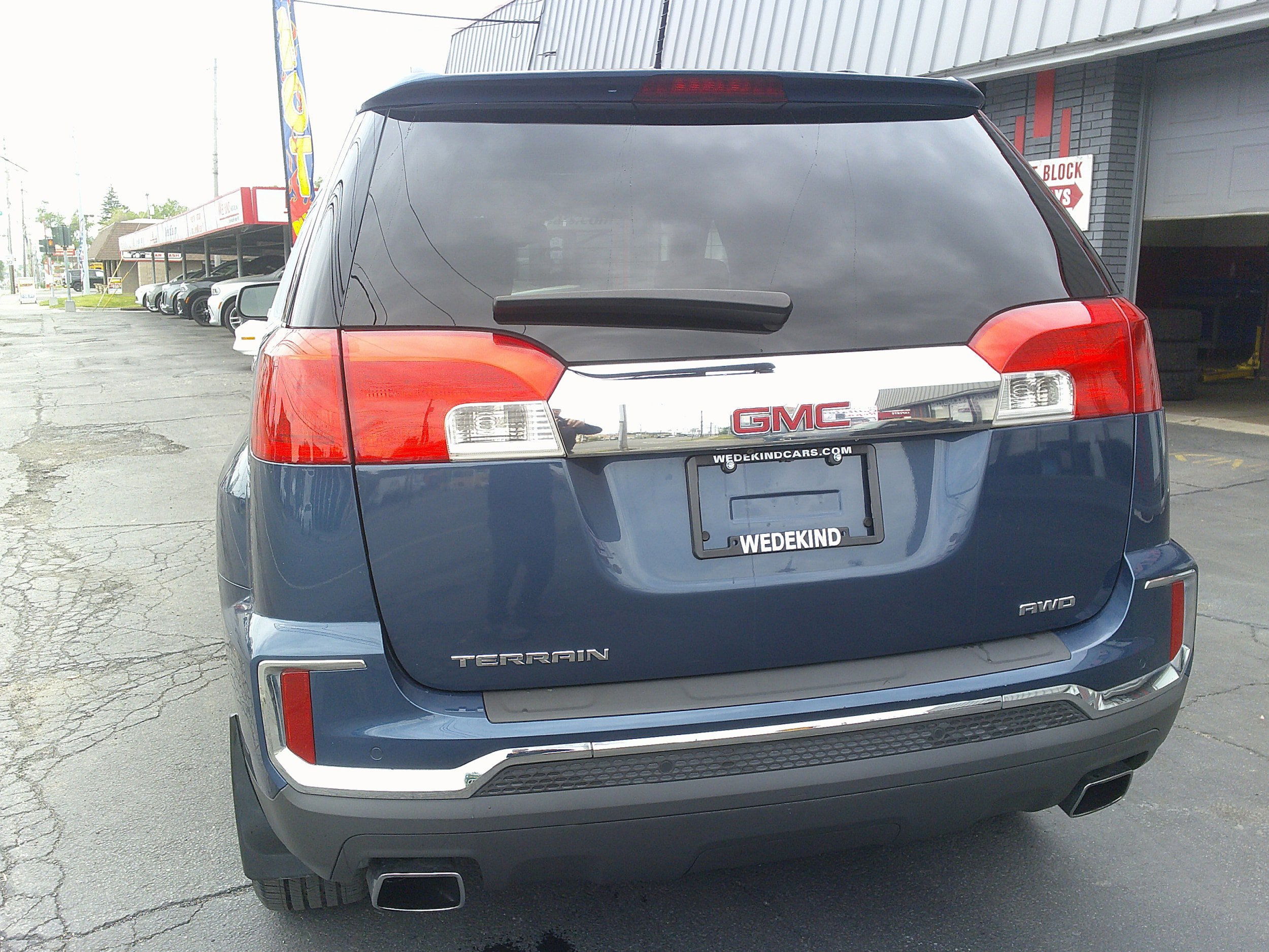 Used 2016 GMC Terrain SLT w/ Open Road Package AWD/4WD image 7
