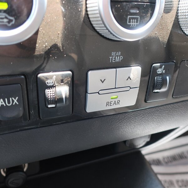 Used 2008 Toyota Sequoia Limited RWD image 19