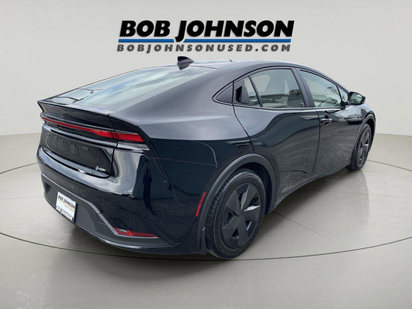 Used 2026 Toyota Prius LE image 3