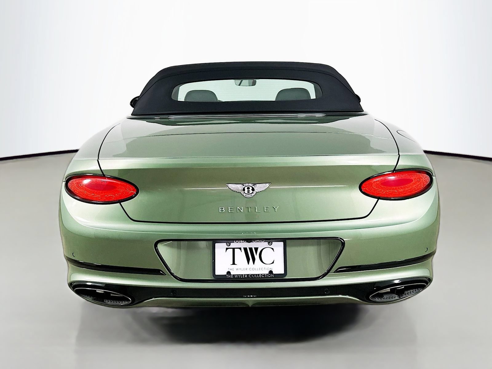Used 2024 Bentley Continental GT Mulliner AWD/4WD image 10
