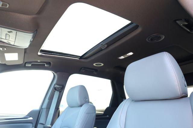 Used 2023 Buick Enclave Essence w/ Experience Buick Package image 28