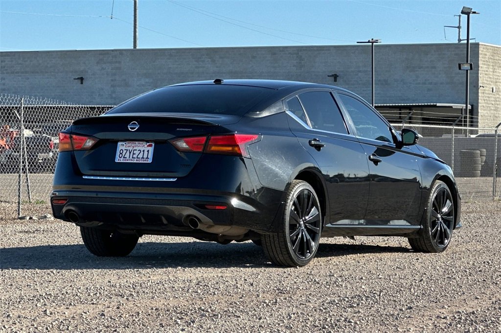 Used 2022 Nissan Altima 2.5 SR w/ Midnight Edition Package image 4