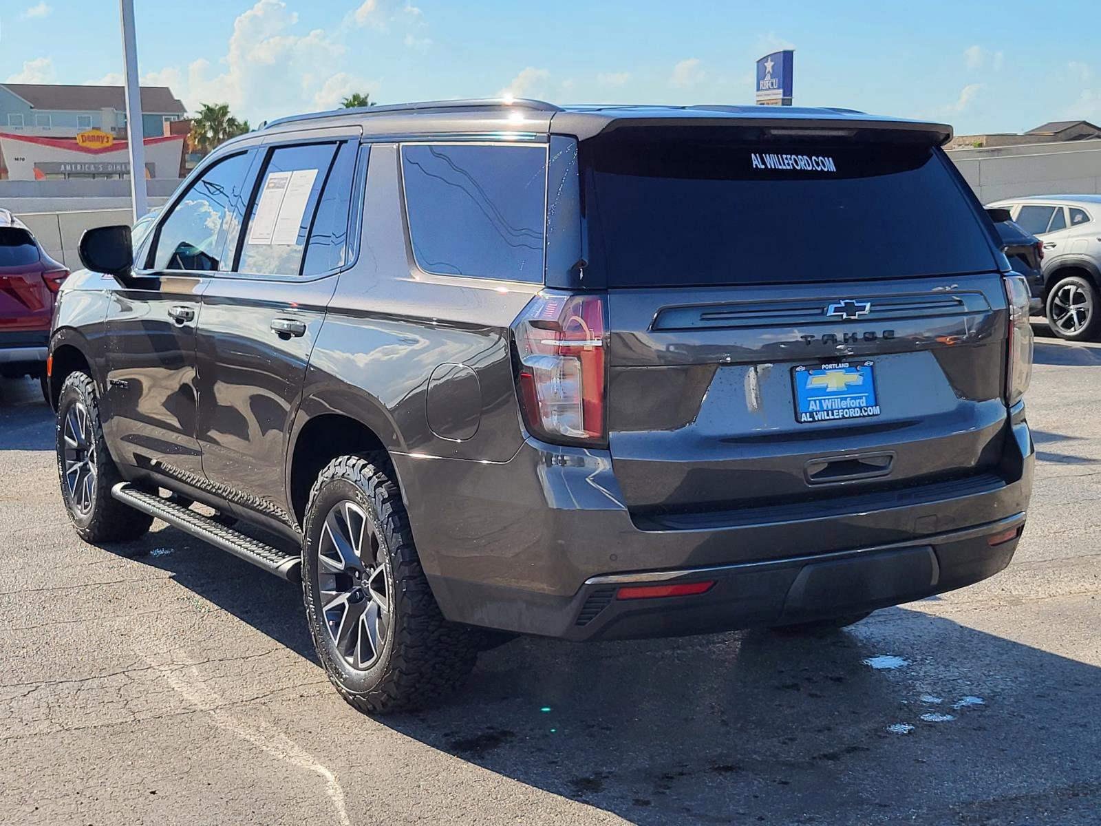 Used 2021 Chevrolet Tahoe Z71 w/ Rear Media and Nav Package image 3