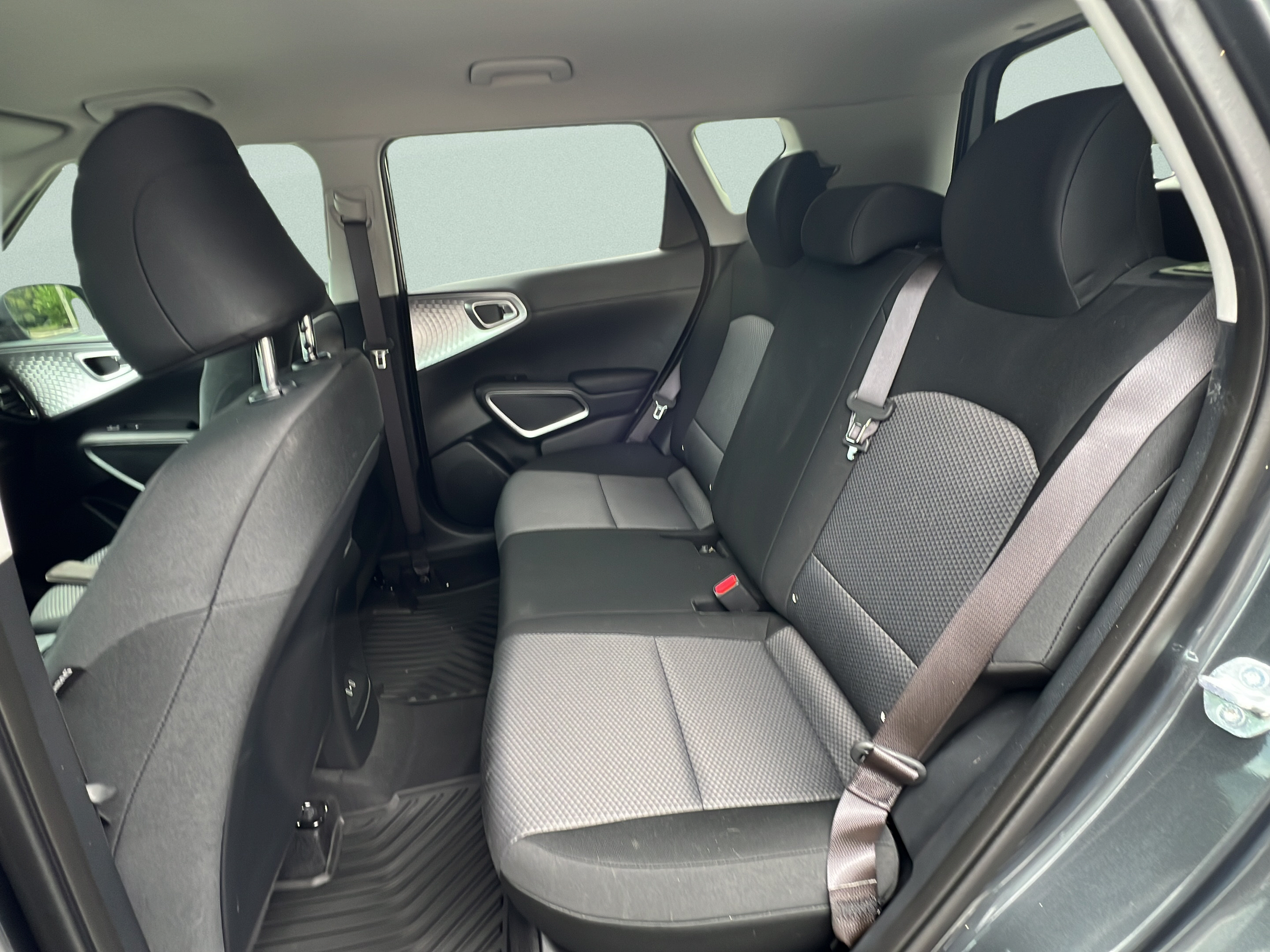 Certified 2025 Kia Soul S FWD image 10