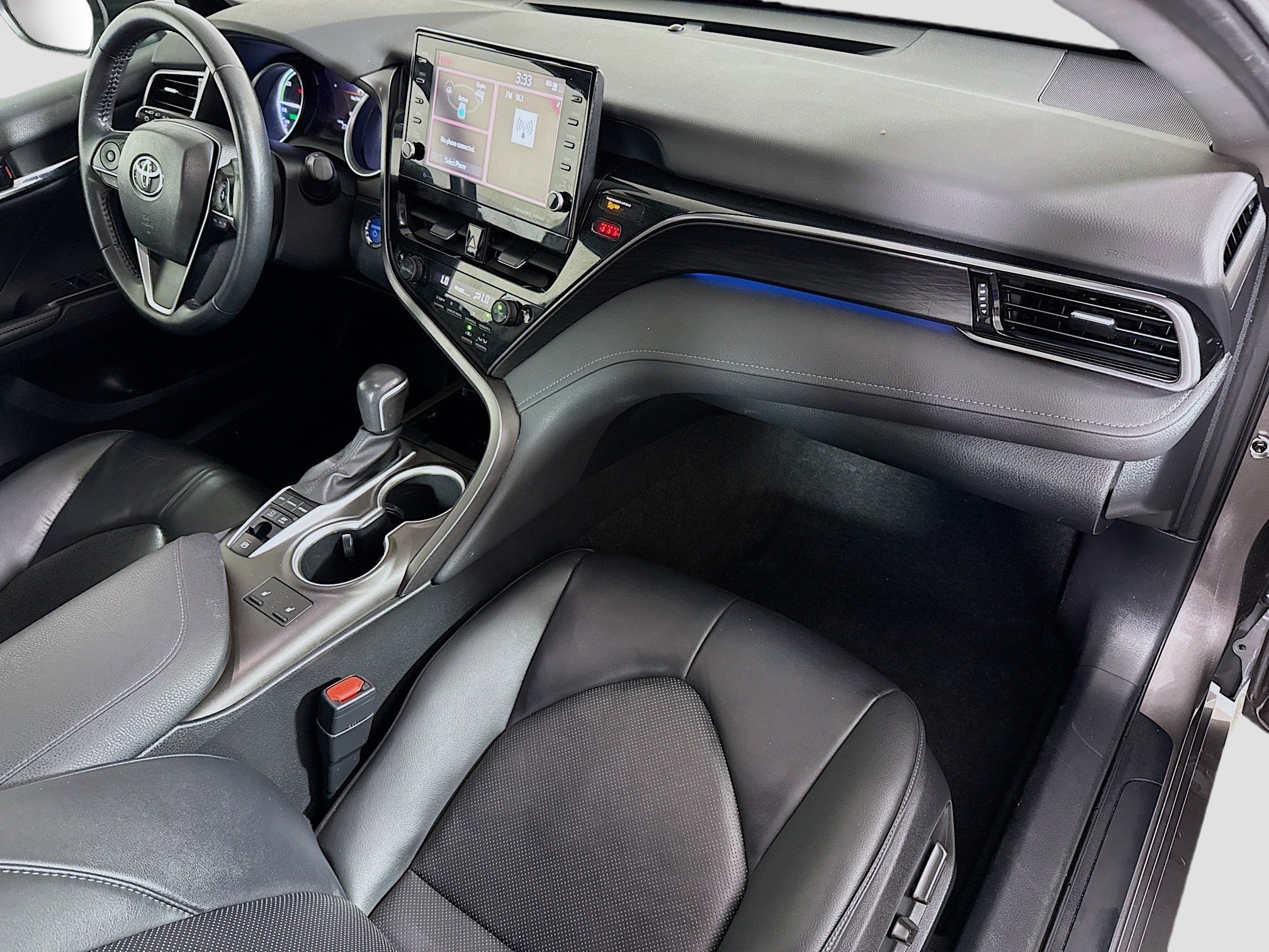 Used 2022 Toyota Camry XLE image 30