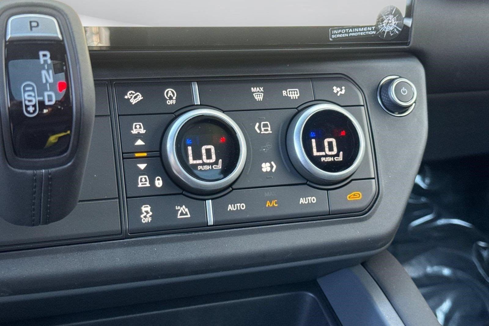 New 2026 Land Rover Defender 110 S AWD/4WD image 19