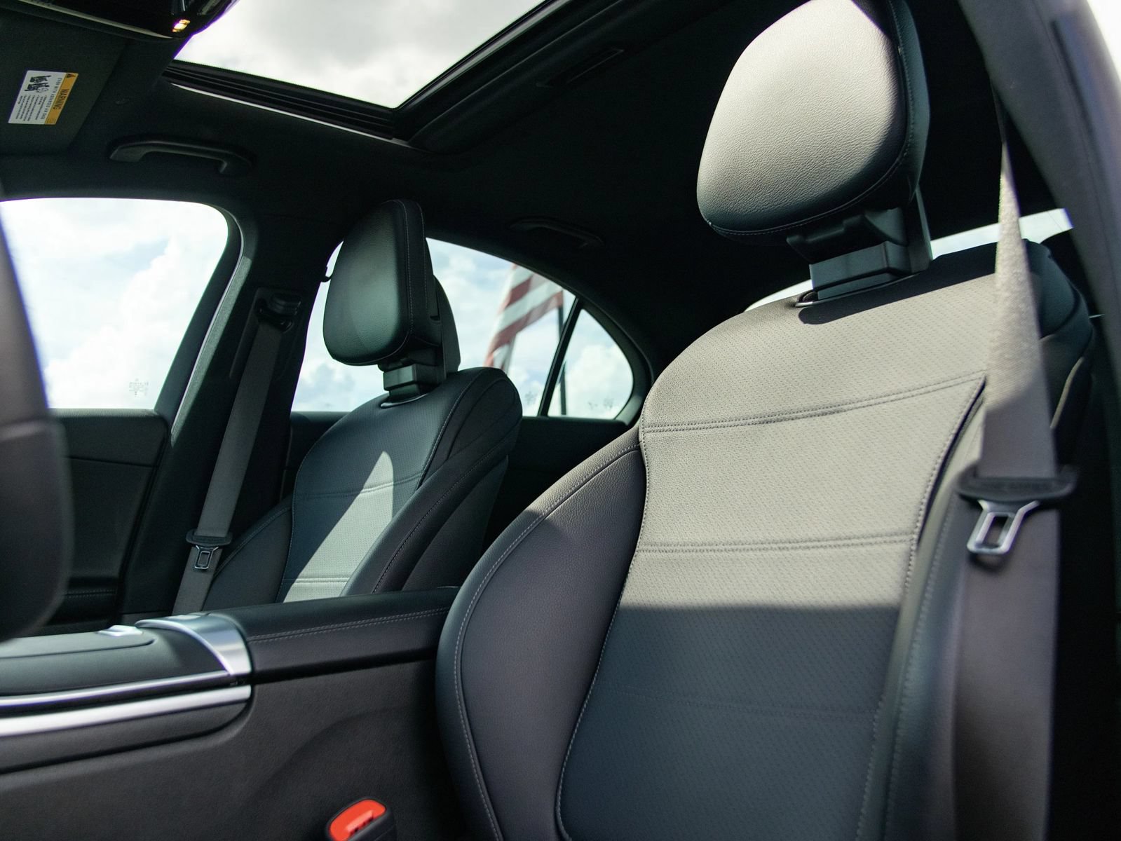 Used 2024 Mercedes-Benz C 300 Sedan image 19