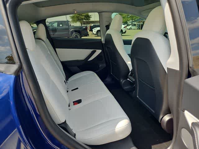 Used 2021 Tesla Model Y Long Range AWD/4WD image 18
