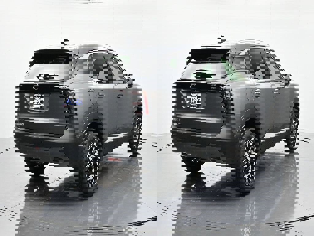 New 2026 Nissan Kicks SV image 5