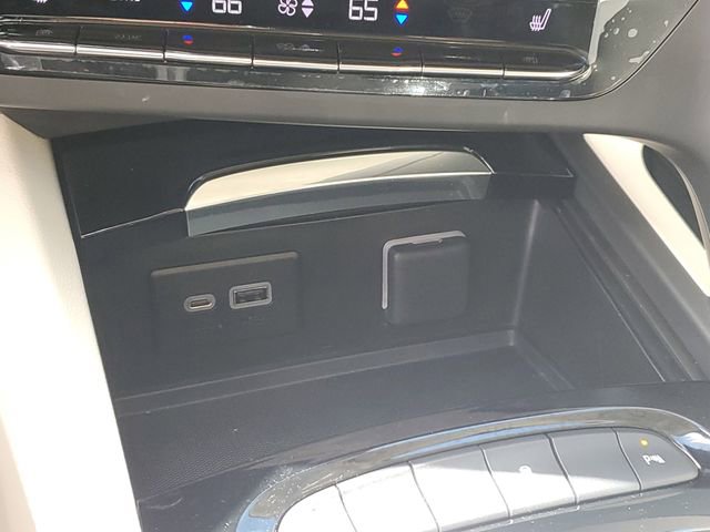 Used 2023 Buick Envision Preferred AWD/4WD image 17