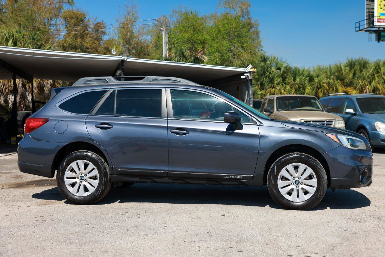 Used 2015 Subaru Outback 2.5i Premium image 13