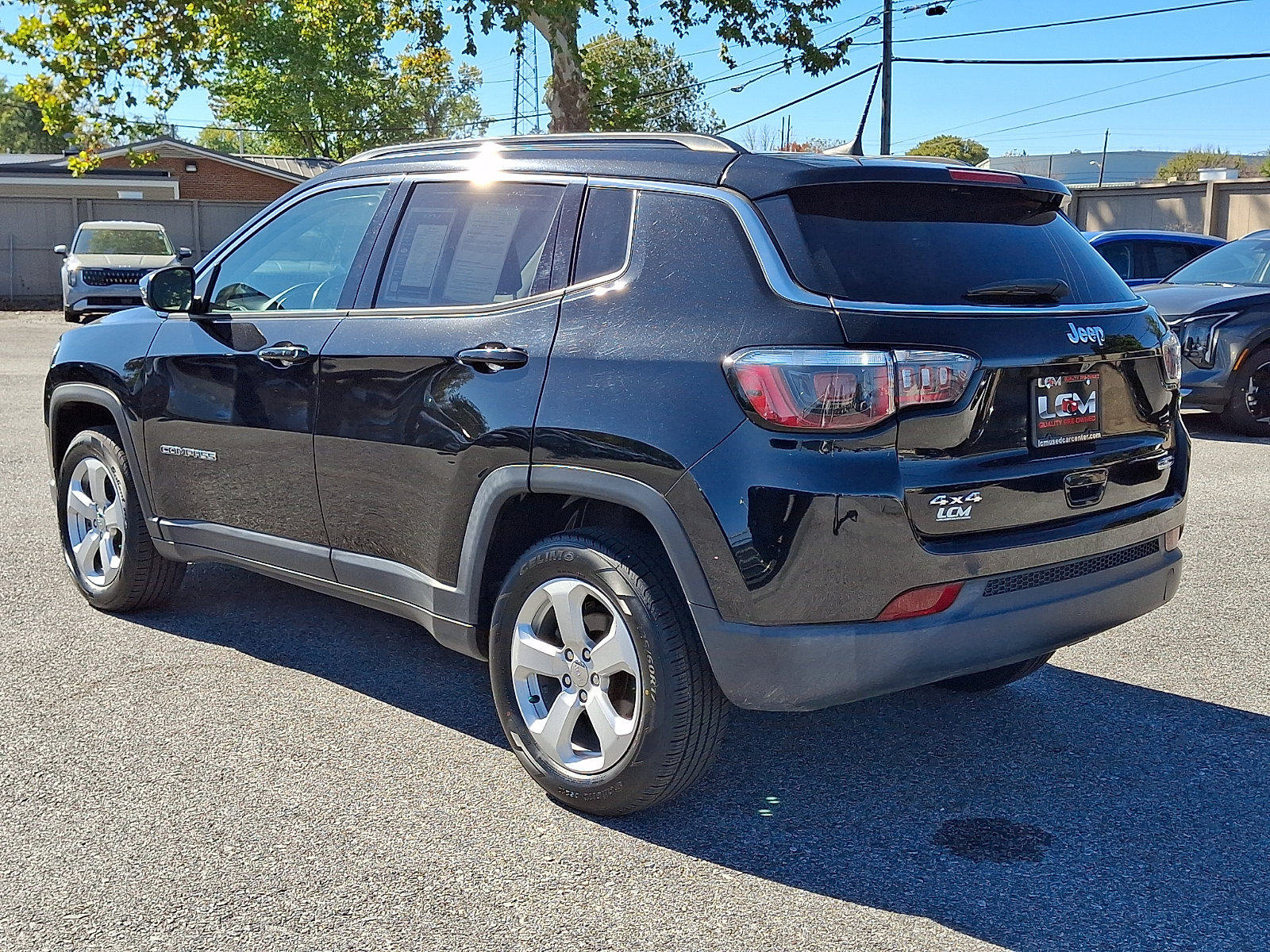 Used 2018 Jeep Compass Latitude w/ Popular Equipment Group AWD/4WD image 7