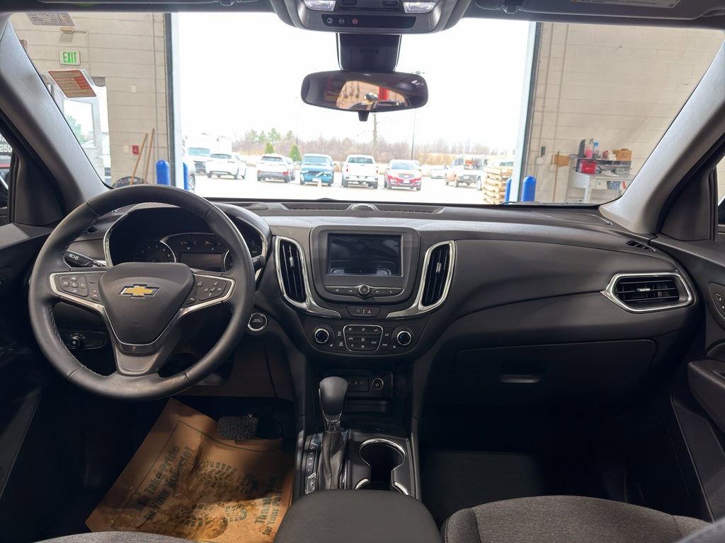 Used 2023 Chevrolet Equinox LT image 19