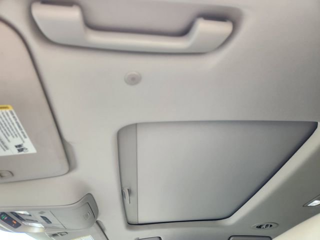 Used 2018 Buick Enclave Premium w/ LPO, Hit The Road Package FWD image 26