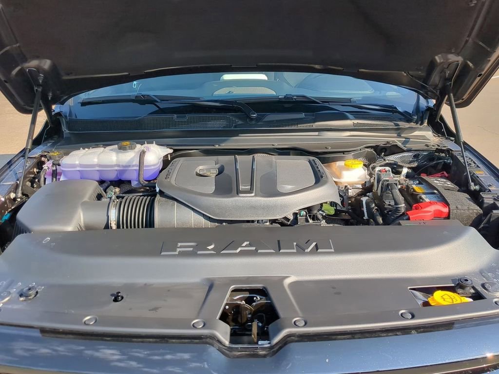 New 2026 RAM 1500 Laramie w/ Night Edition image 32